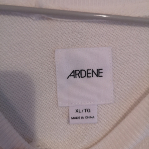 Knit shoulder sweater - Picture 4 of 4